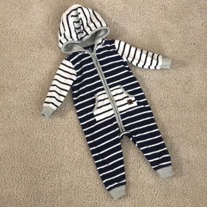 Carter’s 6 months coverall